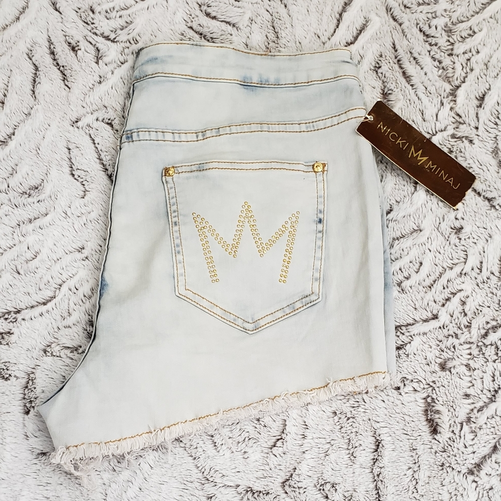 NWT Nicki‎ Minaj Jean Shorts light wash - Picture 9 of 9
